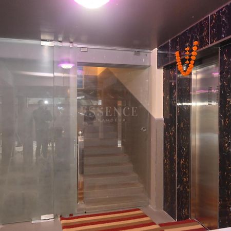 Essence Grandeur Hotell Guwahati Exteriör bild